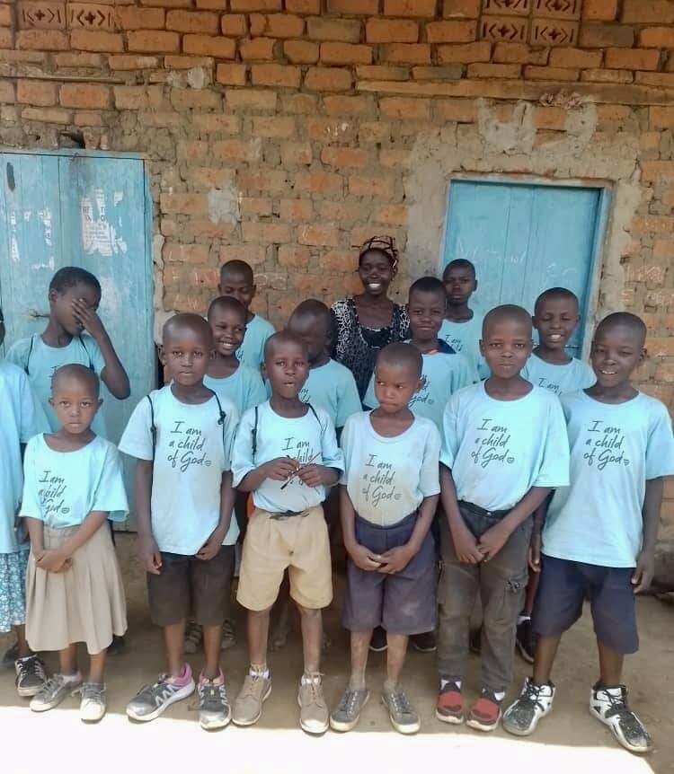 Food, water and healthcare for Ugandan children