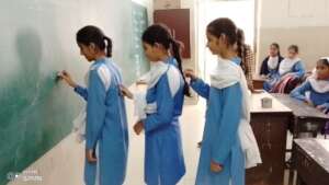 Learning communication in an engaging LSBE session