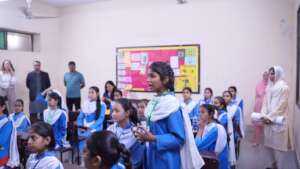 Confidence in action: Student speaking in class.