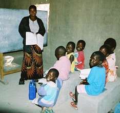 A teacher and her Grade 1 class