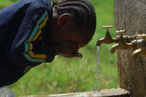 Hand- and face washing in action