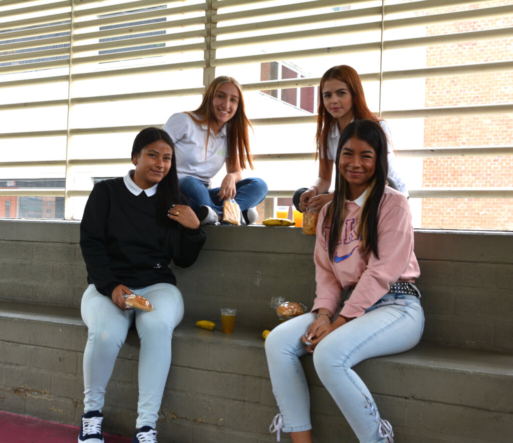 Empowering Lives of Teenage Mothers in Medellin