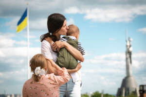 Support Ukrainian children of war
