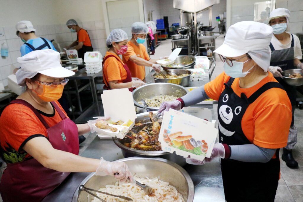 Joyful Aging-Embracing the Beauty of Life Together