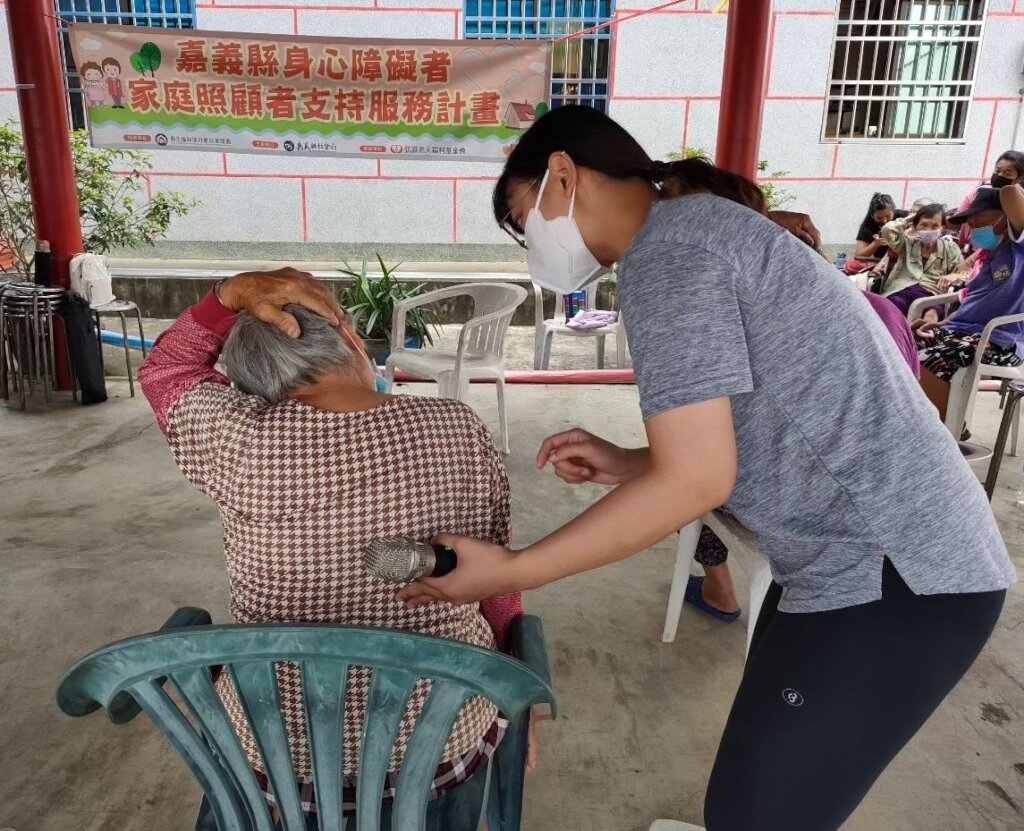 Joyful Aging-Embracing the Beauty of Life Together