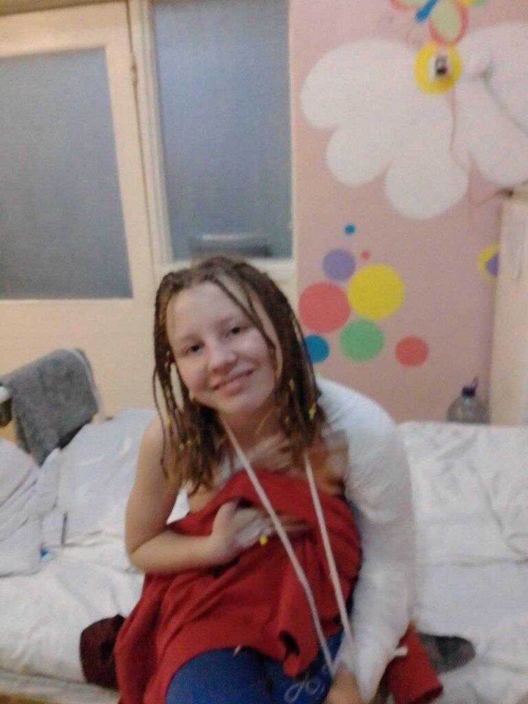Help 14 y.o. Olexandra from Ukraine with surgery