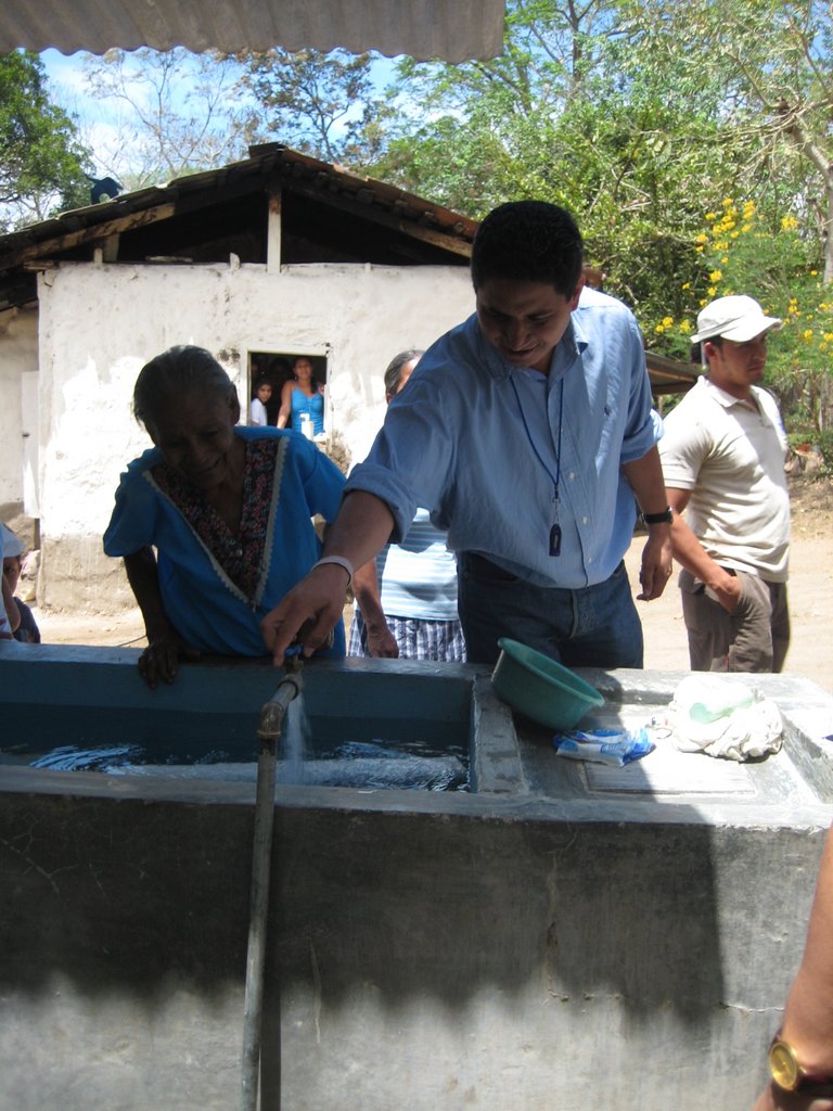 Clean Water for over 4,000 people in Honduras