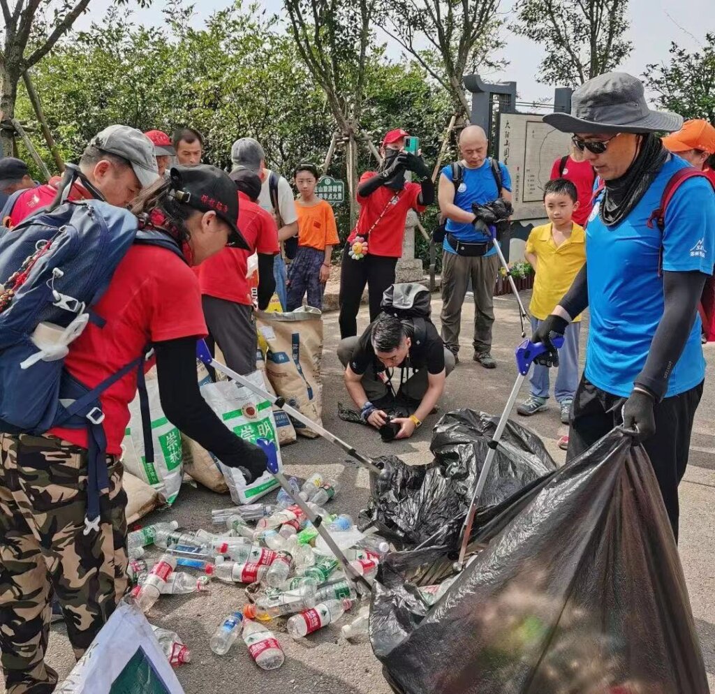 Support a Pickup China Network: For a clean planet