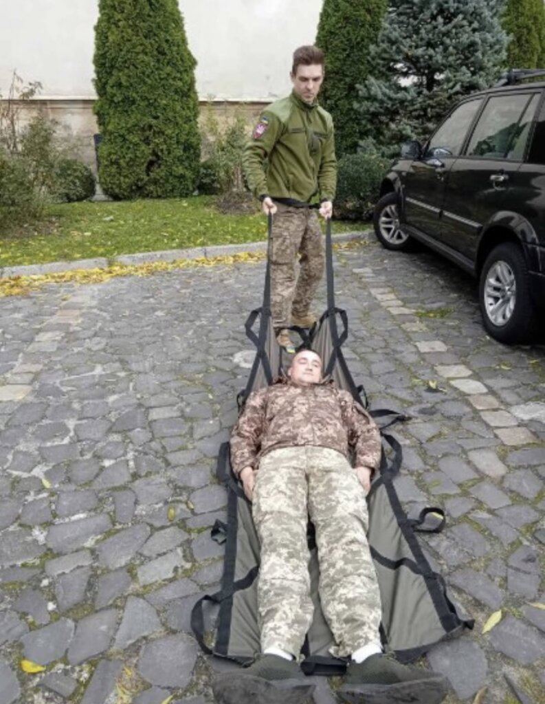 Evacuation stretchers made by NGO Trident