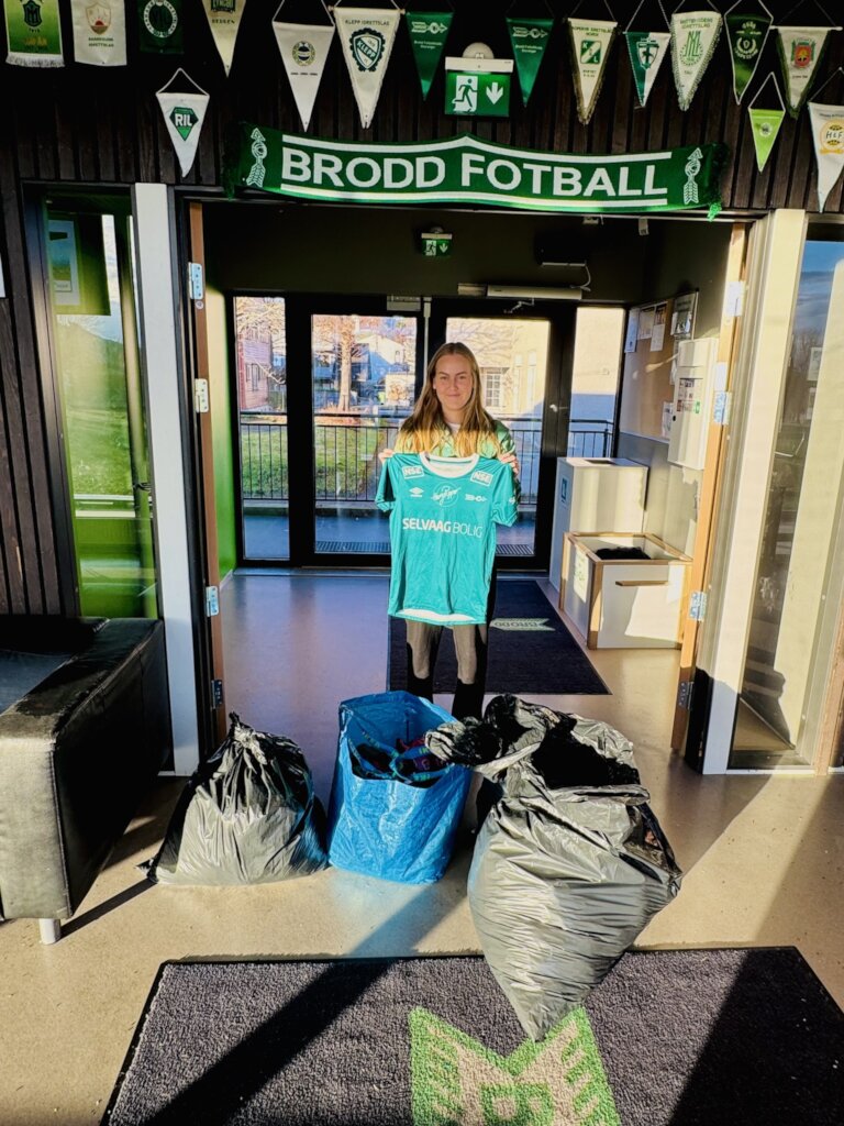 Donations from Brodd Fotball Stavanger