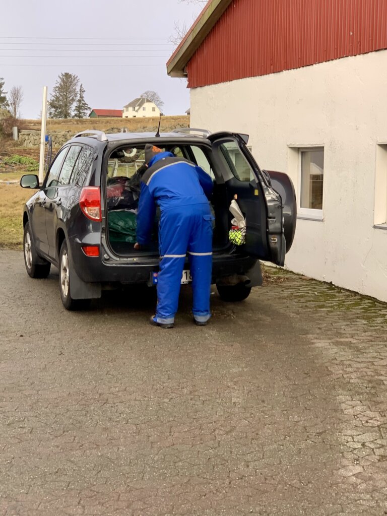 Delivery, Ukrainahjelpen v/ Klippen, February 2024