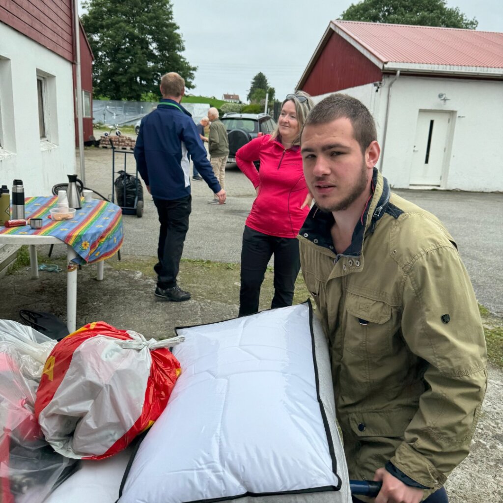 Delivery, Ukrainahjelpen v/ Klippen, June 2024