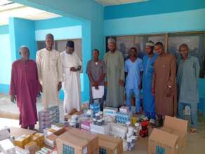 Gamafoi PHC, Jigawa State receiving drugs from MTN