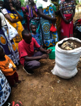 Sack garden demonstration