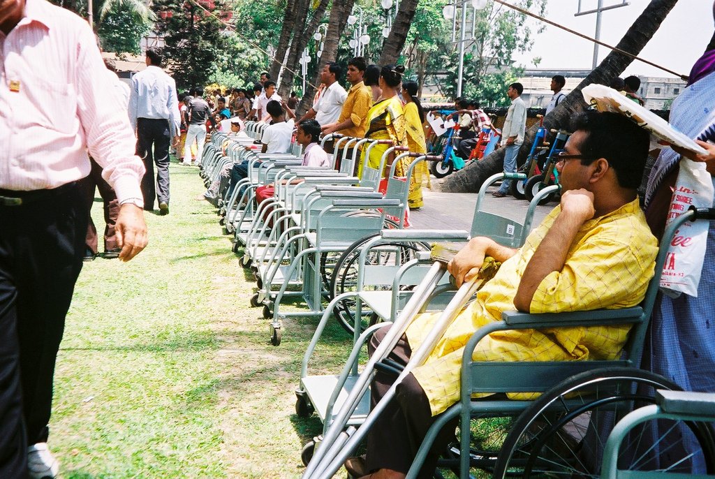 Send 100 disabled children to schooling in India