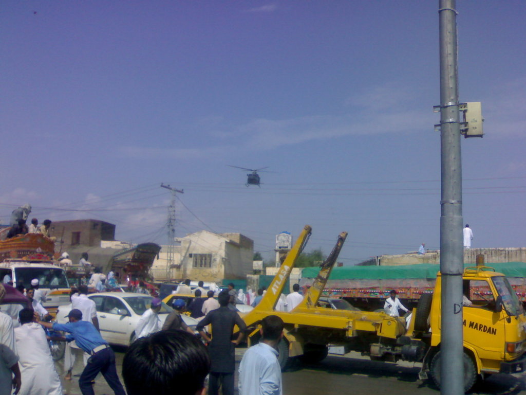 Give Health Services to Pakistan Flood Victims