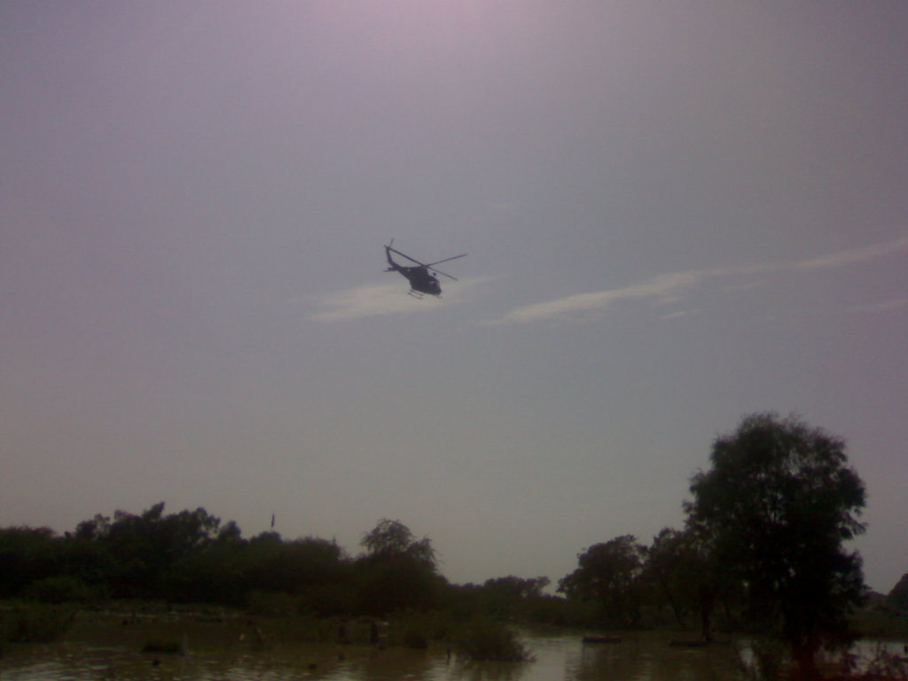 Give Health Services to Pakistan Flood Victims