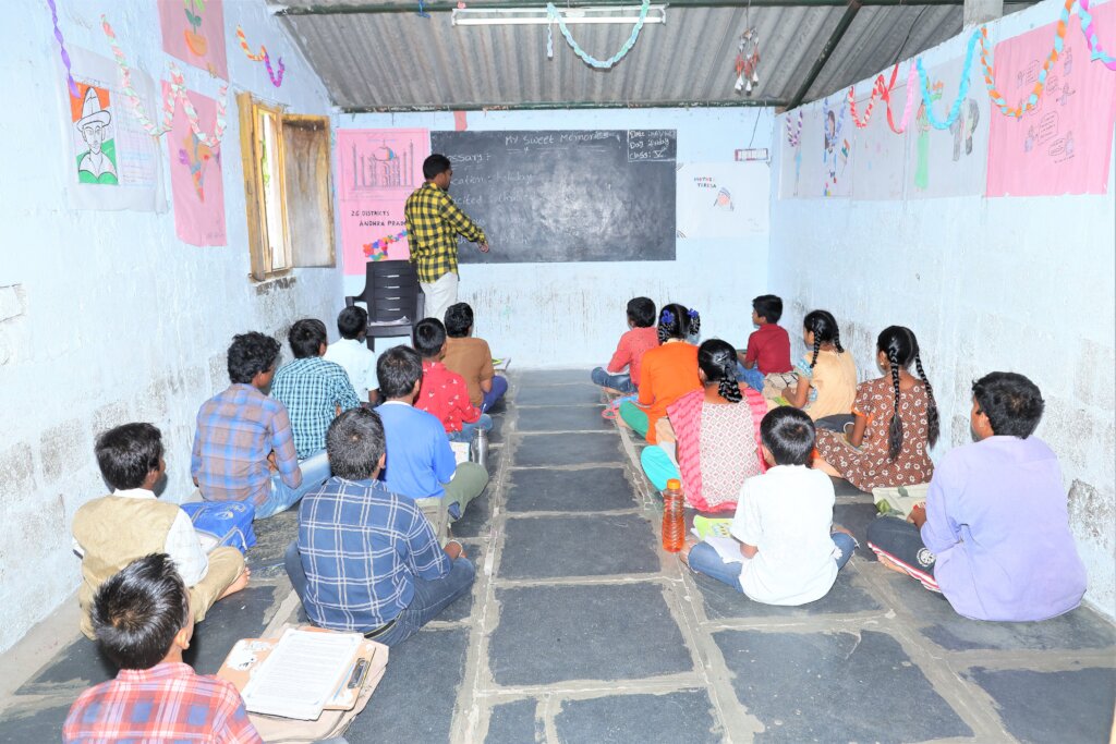 Donate School Benches to a slum school in India