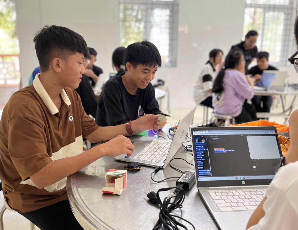STEM Education for 350 Youth in Vietnam
