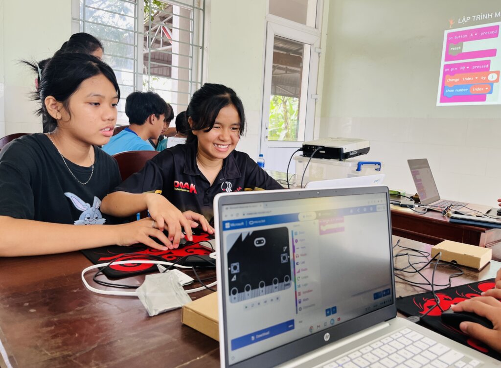 STEM Education for 350 Youth in Vietnam