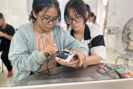 STEM Education for 350 Youth in Vietnam