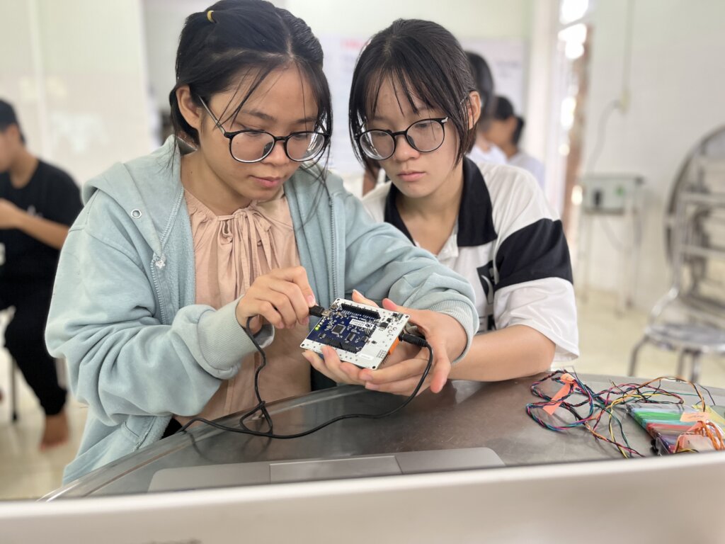 STEM Education for 350 Youth in Vietnam
