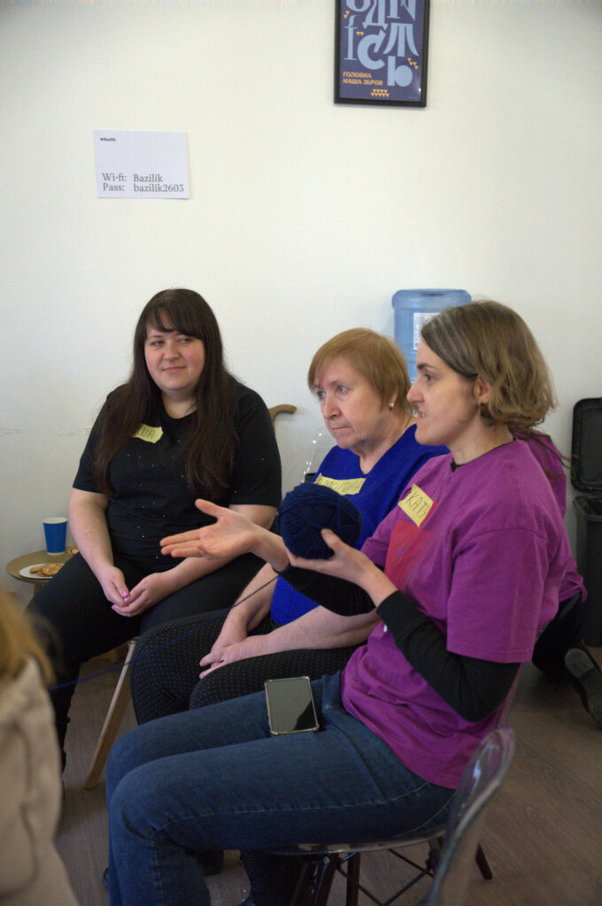Help people with dementia in Ukraine