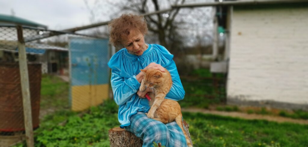 Help people with dementia in Ukraine