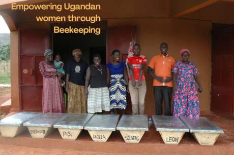 Help 65 poor women to start Beekeeping in Uganda