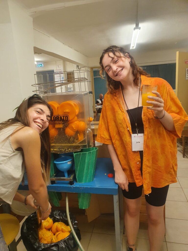 A community Center for & with refugees in Greece