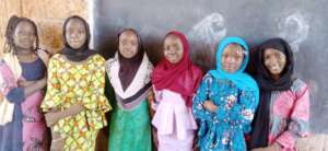 6th graders in traditional costumes for kermesse