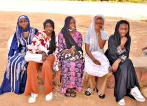 Nafissa in center with friends