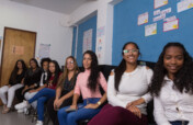 Connecting 200 girls from Petare in Technology