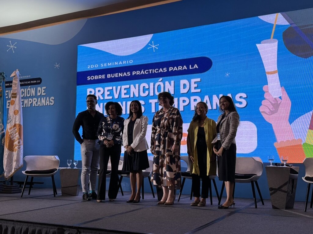 Founder Laura Pena speaking at UNICEF