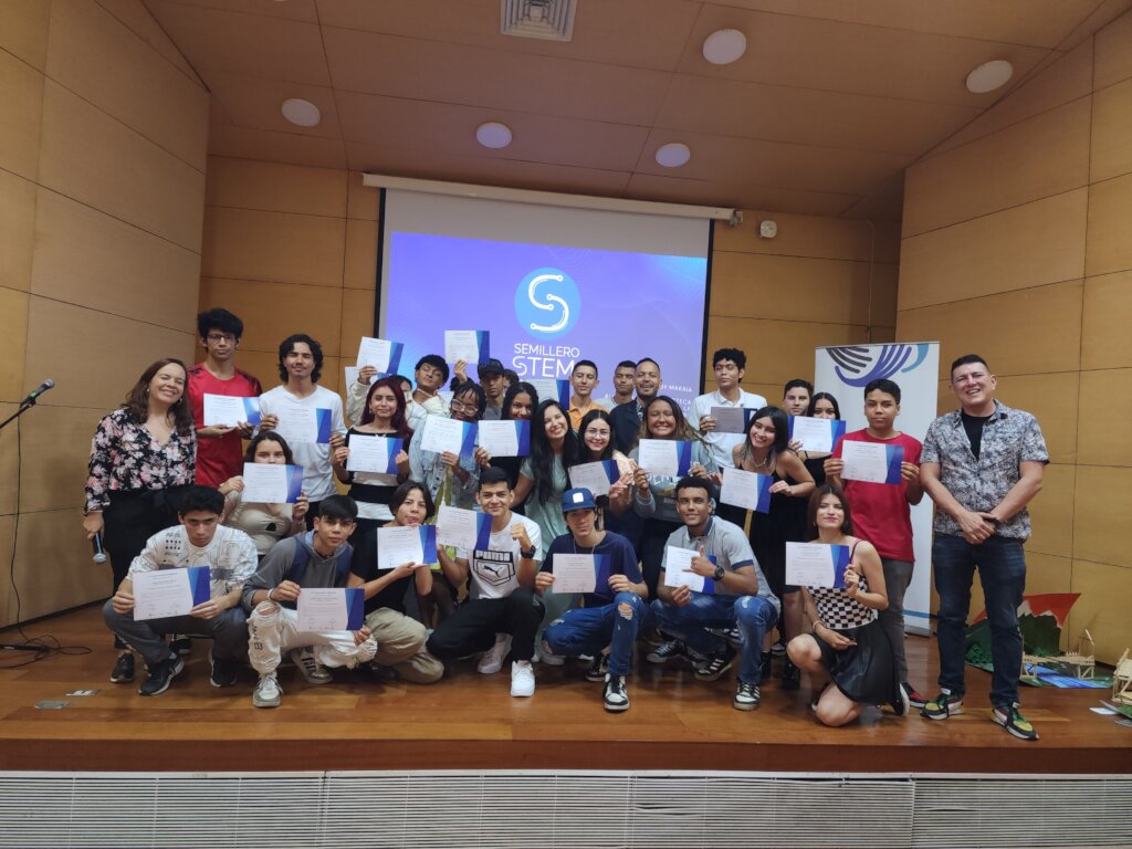 Build Bright Colombian Futures through STEM