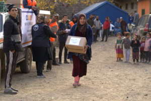 distributing hygiene kits in Douar Asif Lahlou