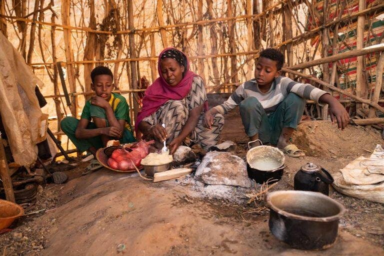 HUNGER: AN UNWANTED GUEST FOR MOTHERS