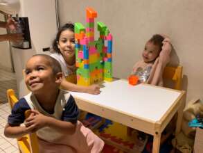 Kids playing in the Casa Soleterre