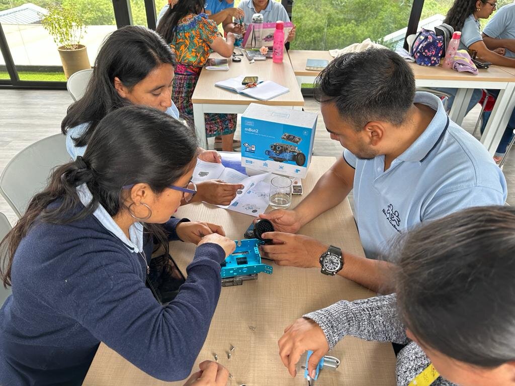 New Robotics Program - Ninos de Guatemala