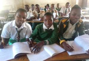 Rimbi High School Students Who Receive Help