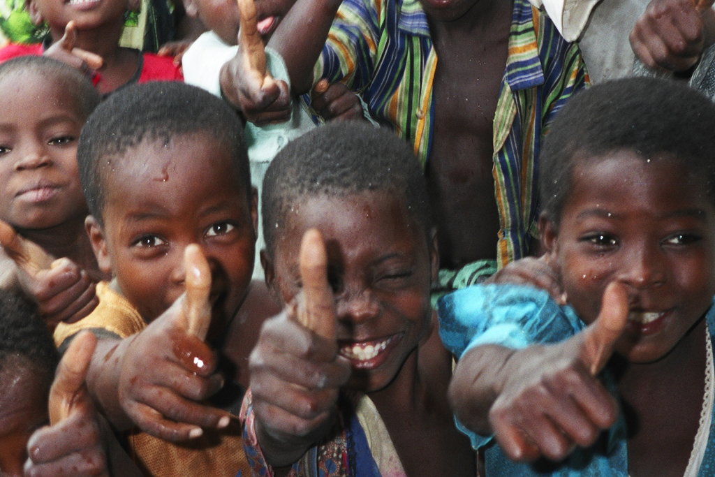 Provide long-term livings for 300 women in Malawi