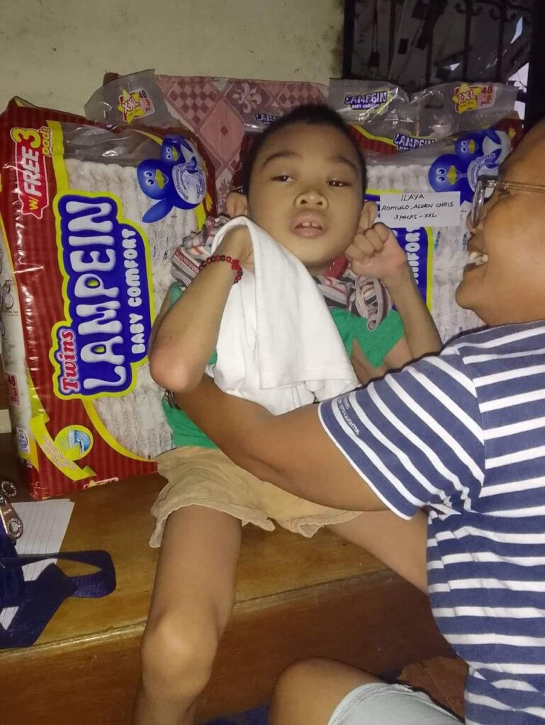 Diapers for 1000 children with disabilities