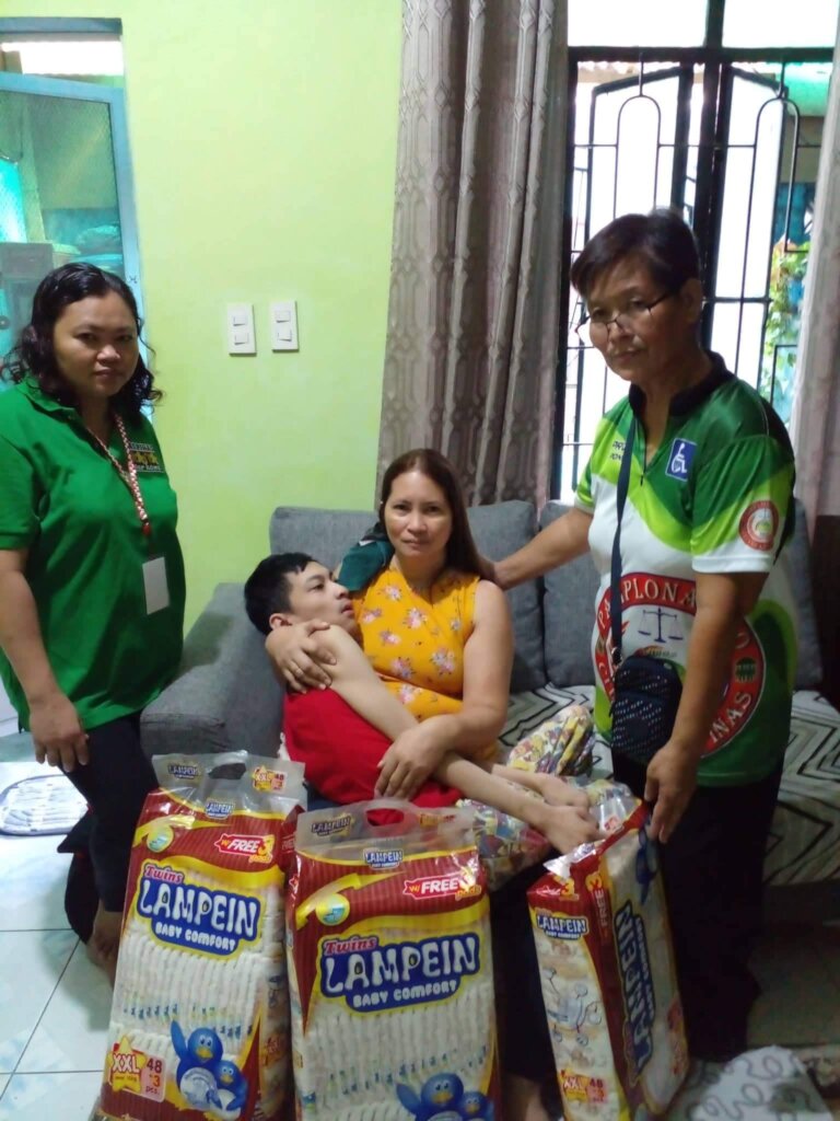 Home visit to deliver diapers to members