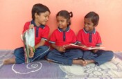 24 Libraries for 2000 Migrant Children in India