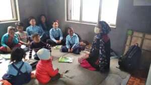 From centre to city: children keep learning