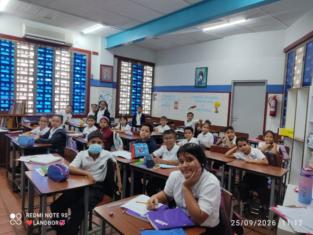 Back in the Classroom / Regreso a la aulas