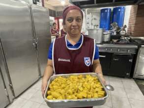 School kitchen: boiled plantain side dish