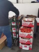 Bringing Unsellable Vegetables to Families in Need
