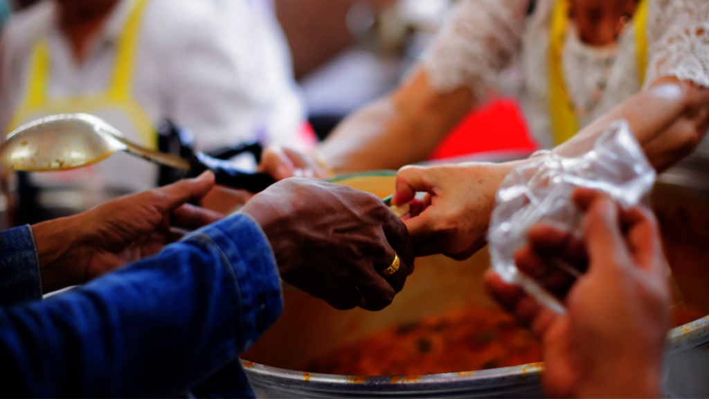 Bringing Unsellable Vegetables to Families in Need