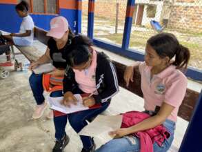 Women enrolling for Colombia's healthcare system